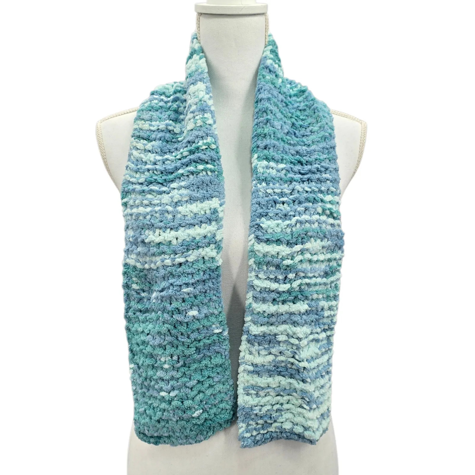 Blue Y2K Vintage Chunky Knitted Cottage Granny Swan Cozy Wrap Shawl Scarf OS - Image 2