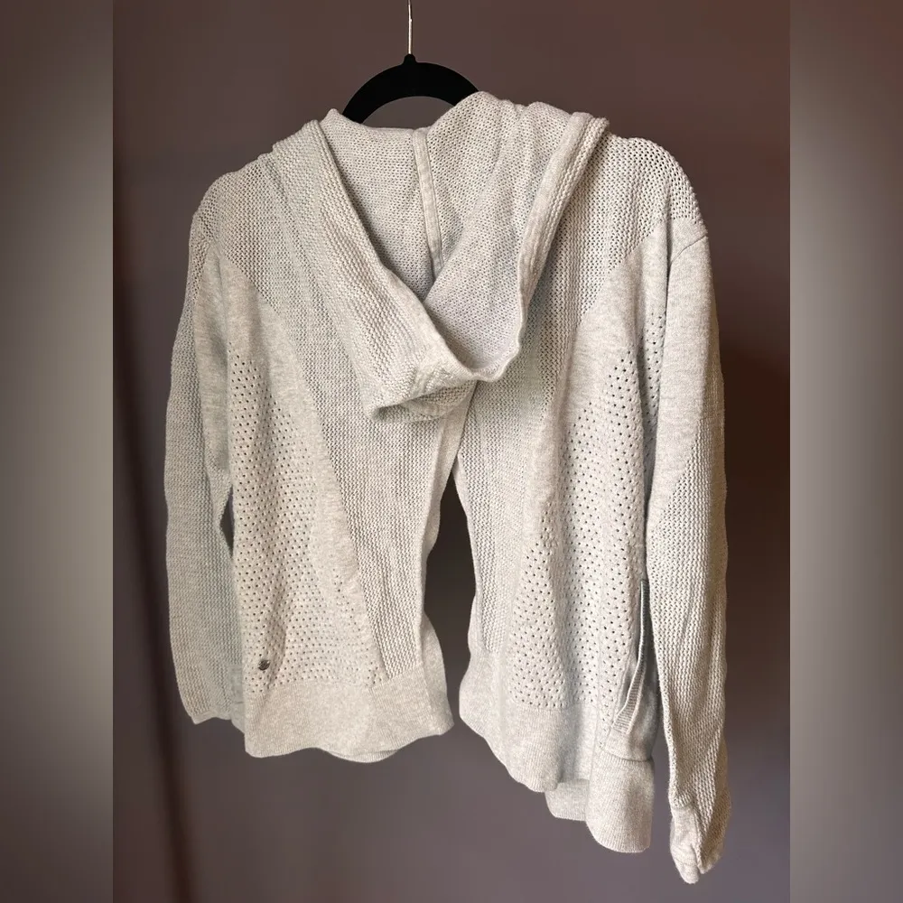 Lululemon Still Movements Open Back Hooded Knit Sweater Gray Size 2 - Image 6