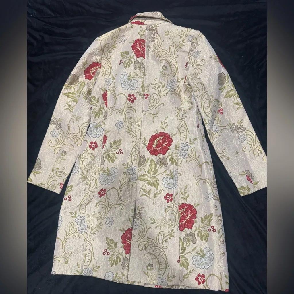 Apostrophe Vibrant Red Coat - Image 3