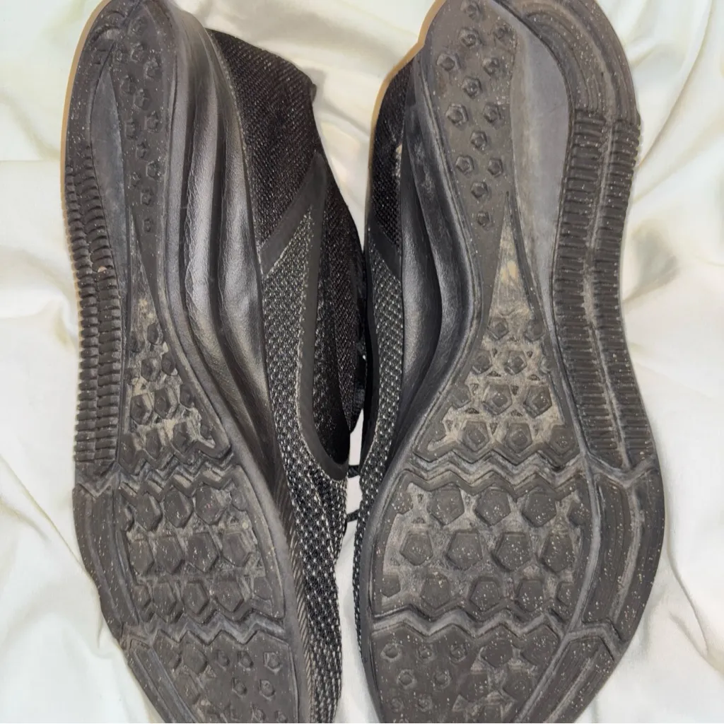 Women’s Size 8 Black Nike Downshifter Sneakers - Image 8