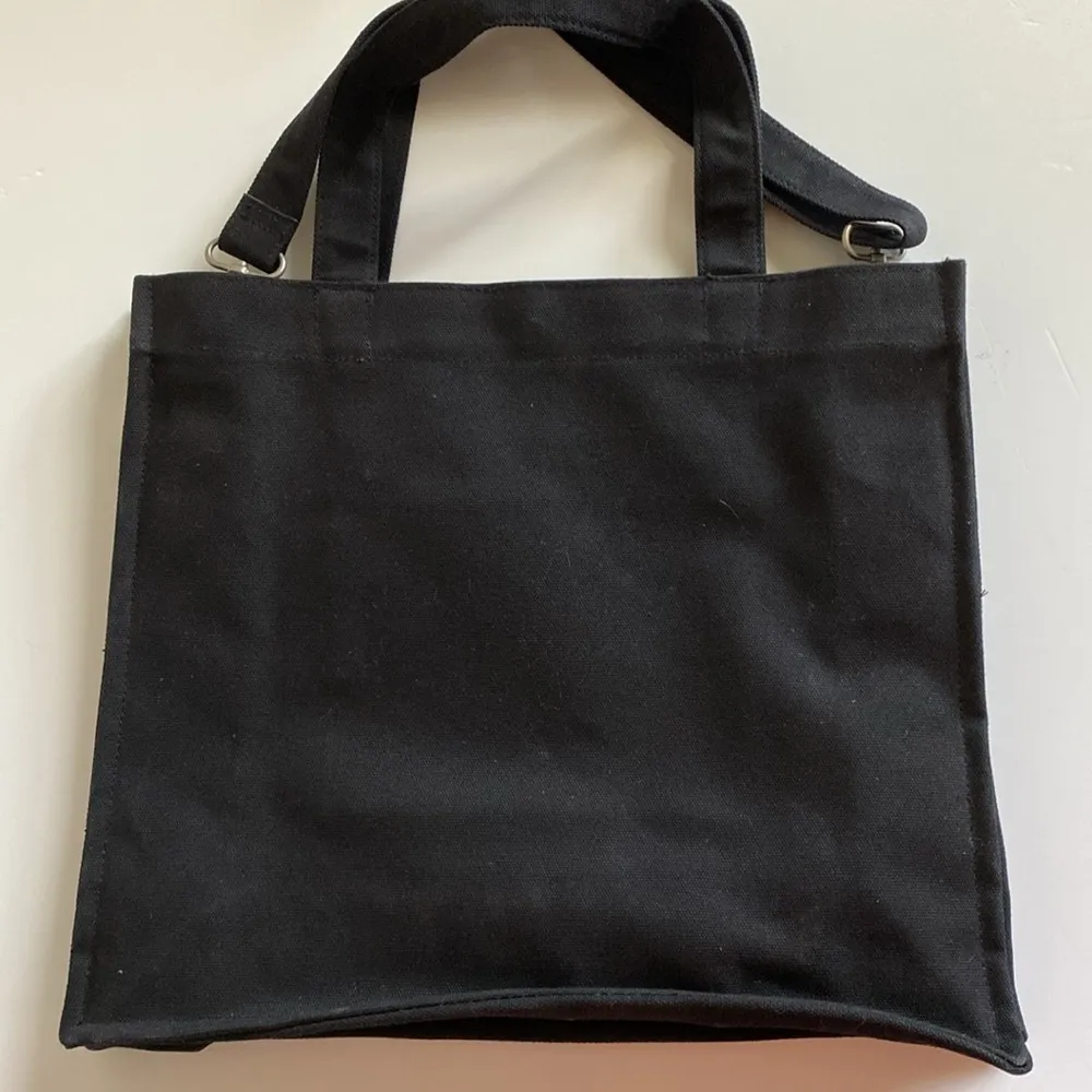 Quilted koala koala Kanvas go town Crossbody tote bag black gold elephants NWOT - Image 3