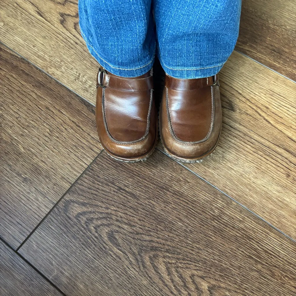 Indigo Leather Clog/Muels Brown Size 6 - Image 7