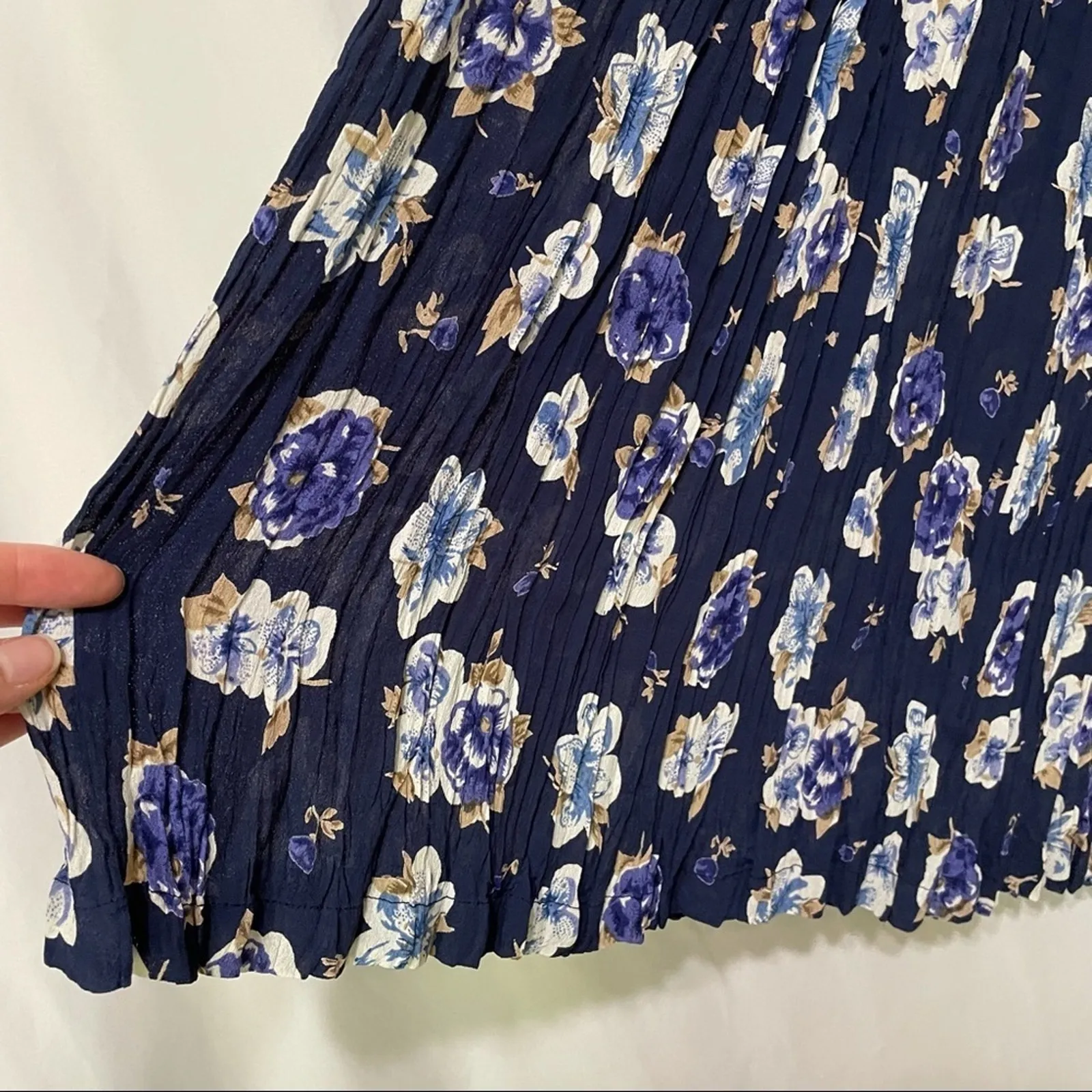 Vintage Blue Floral Crinkle Pleated Maxi Skirt Womens Small Prairie Cottage Core - Image 8