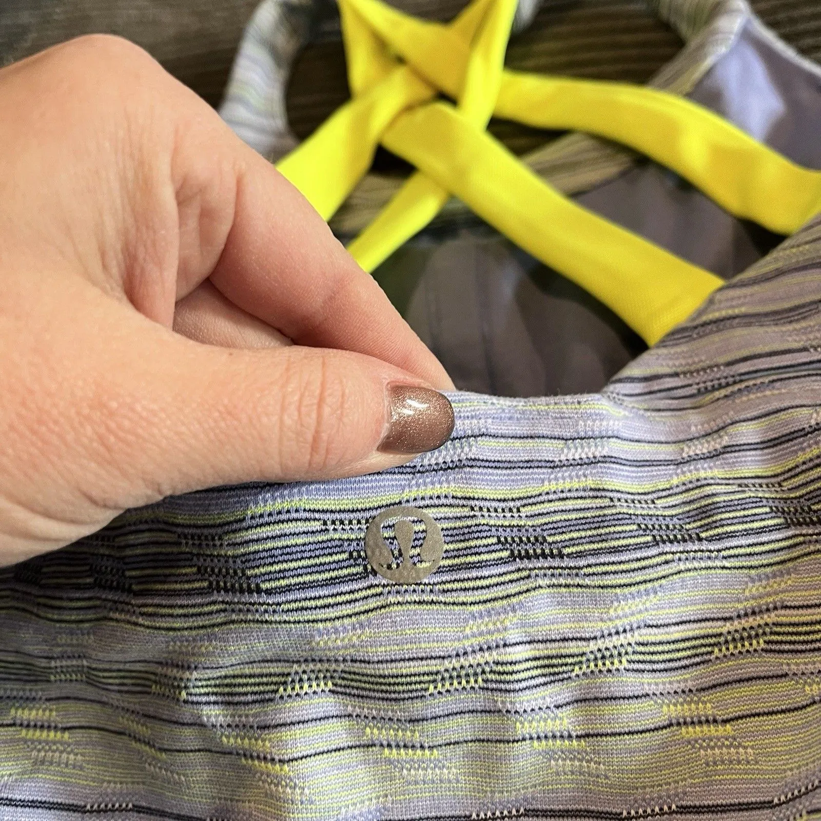 VINTAGE Lululemon Women's Cross Back Built - Image 8