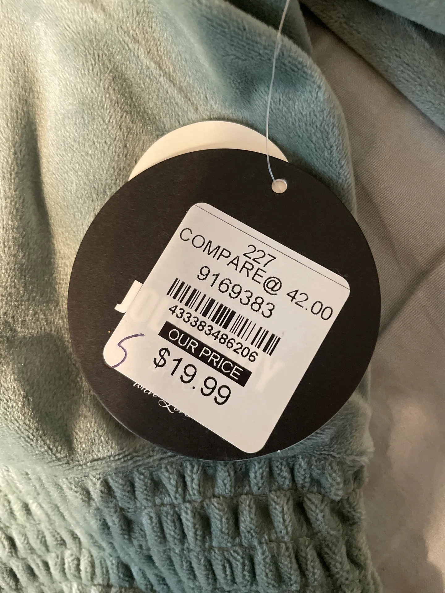 velvet cropped set - Image 4