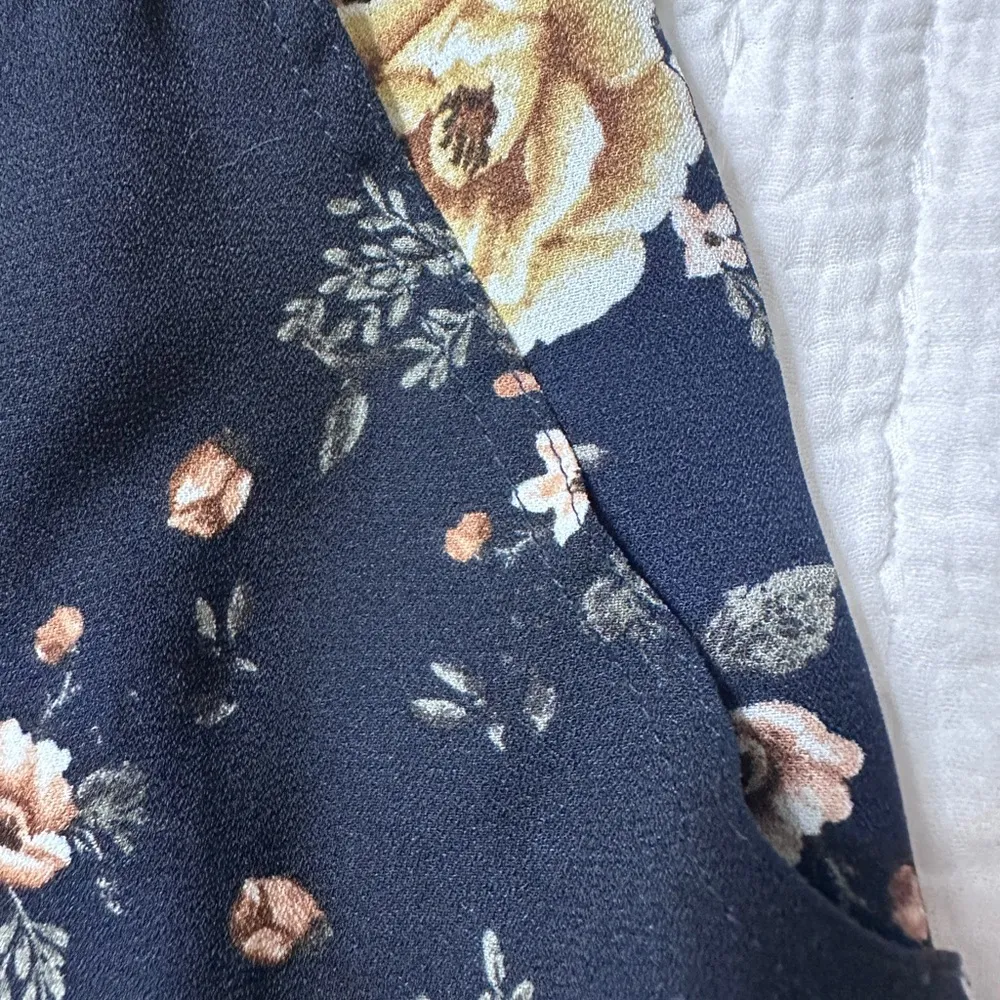 Xhilaration Floral Jumper size XL - Image 10