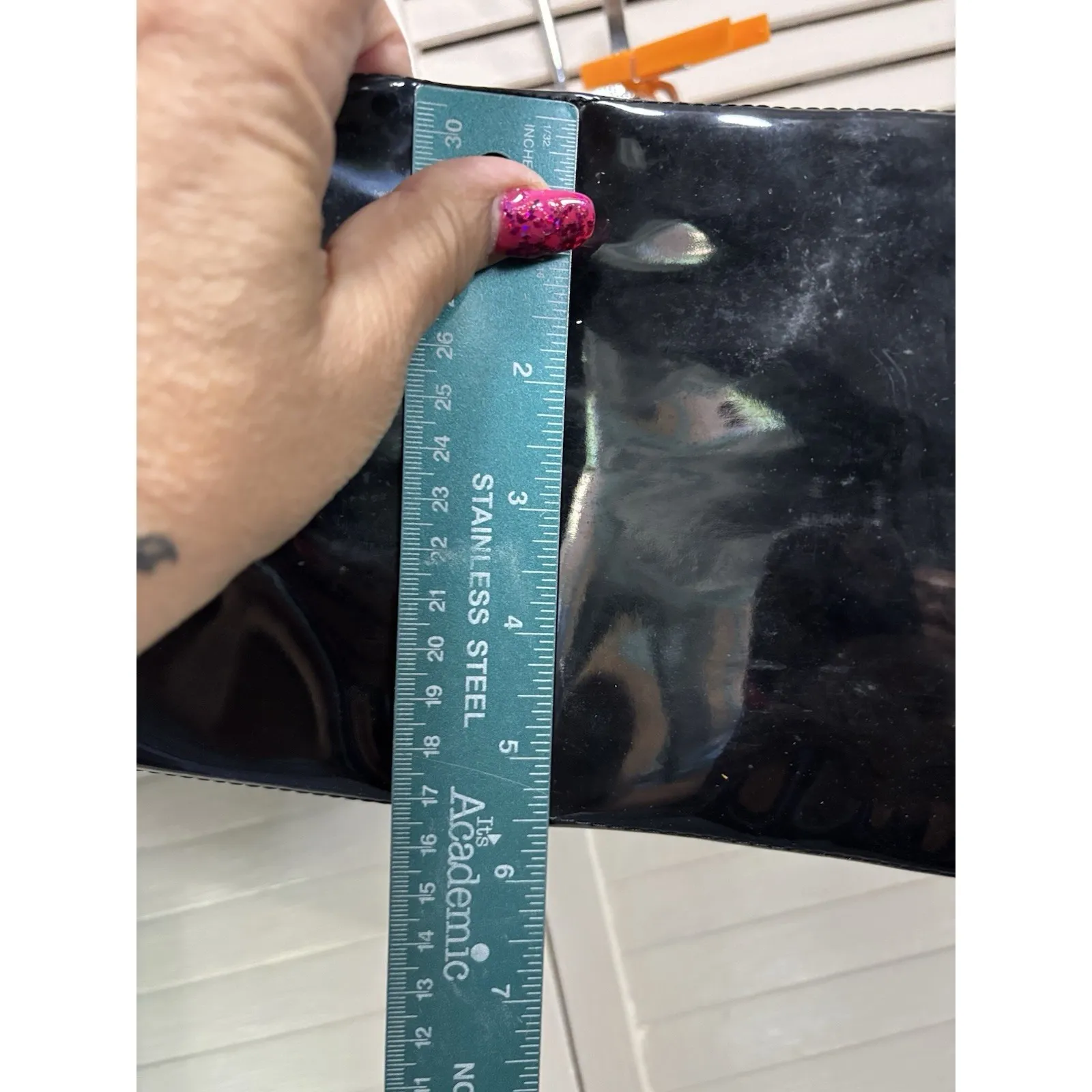 Koko Plaid Insulated Lunch Tote Bag Tan/Blk Pockets Cinch Close Extension Tan - Image 4