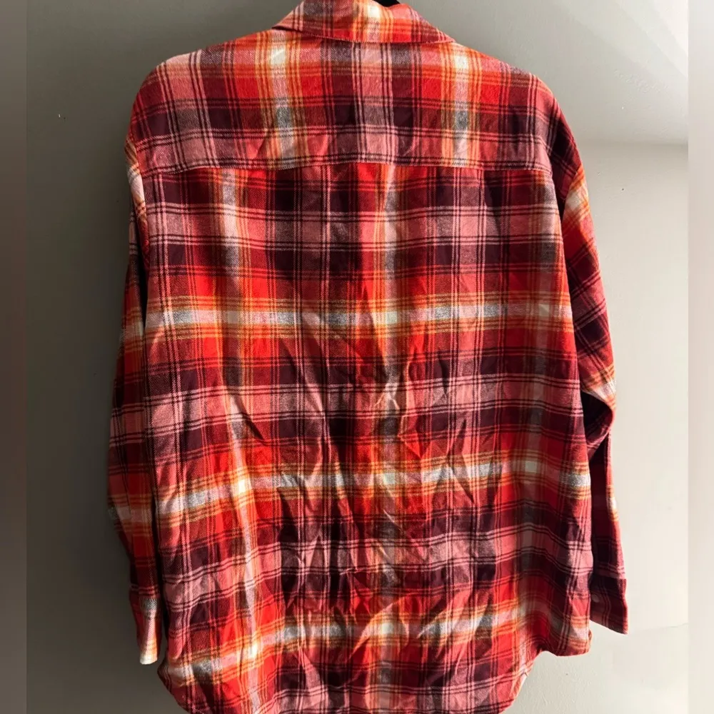 Old Navy  Flannel - Image 2