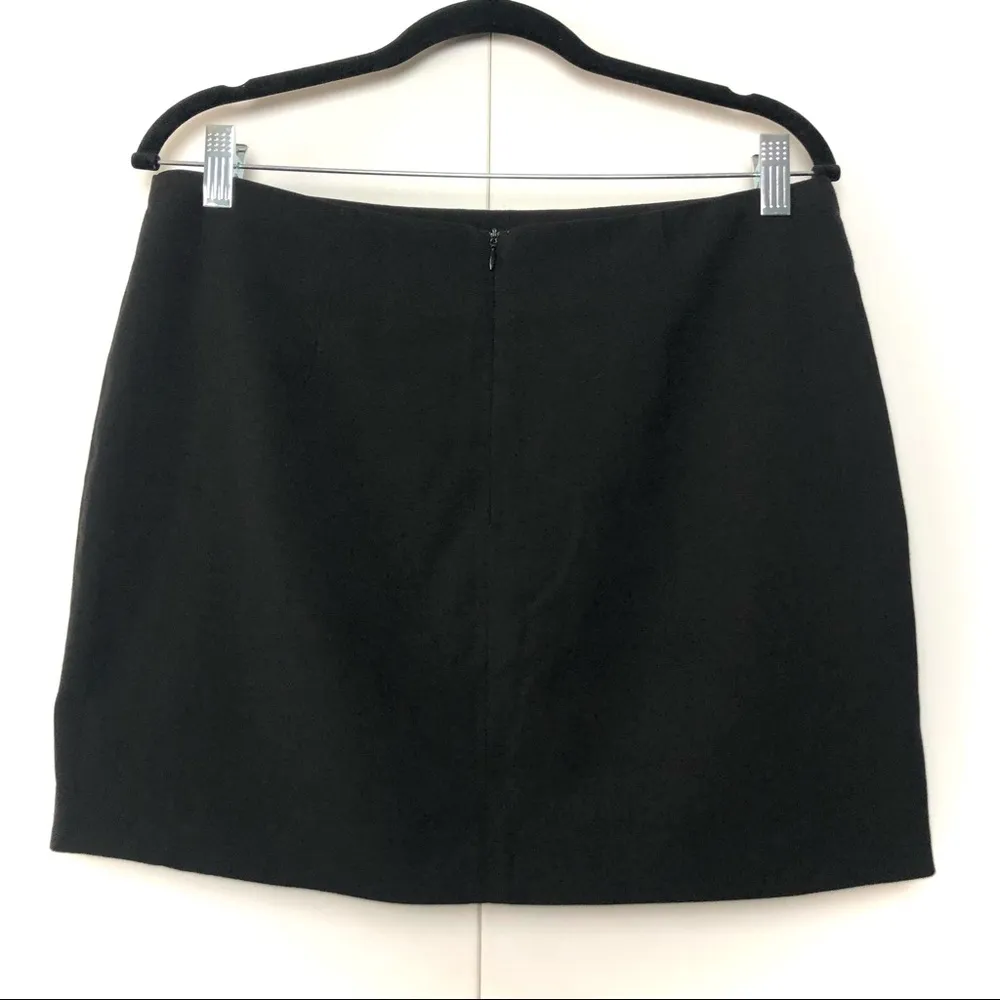 Gold Skull Embellished Mini Skirt Day Of The Dead Black Size 8 - Image 3