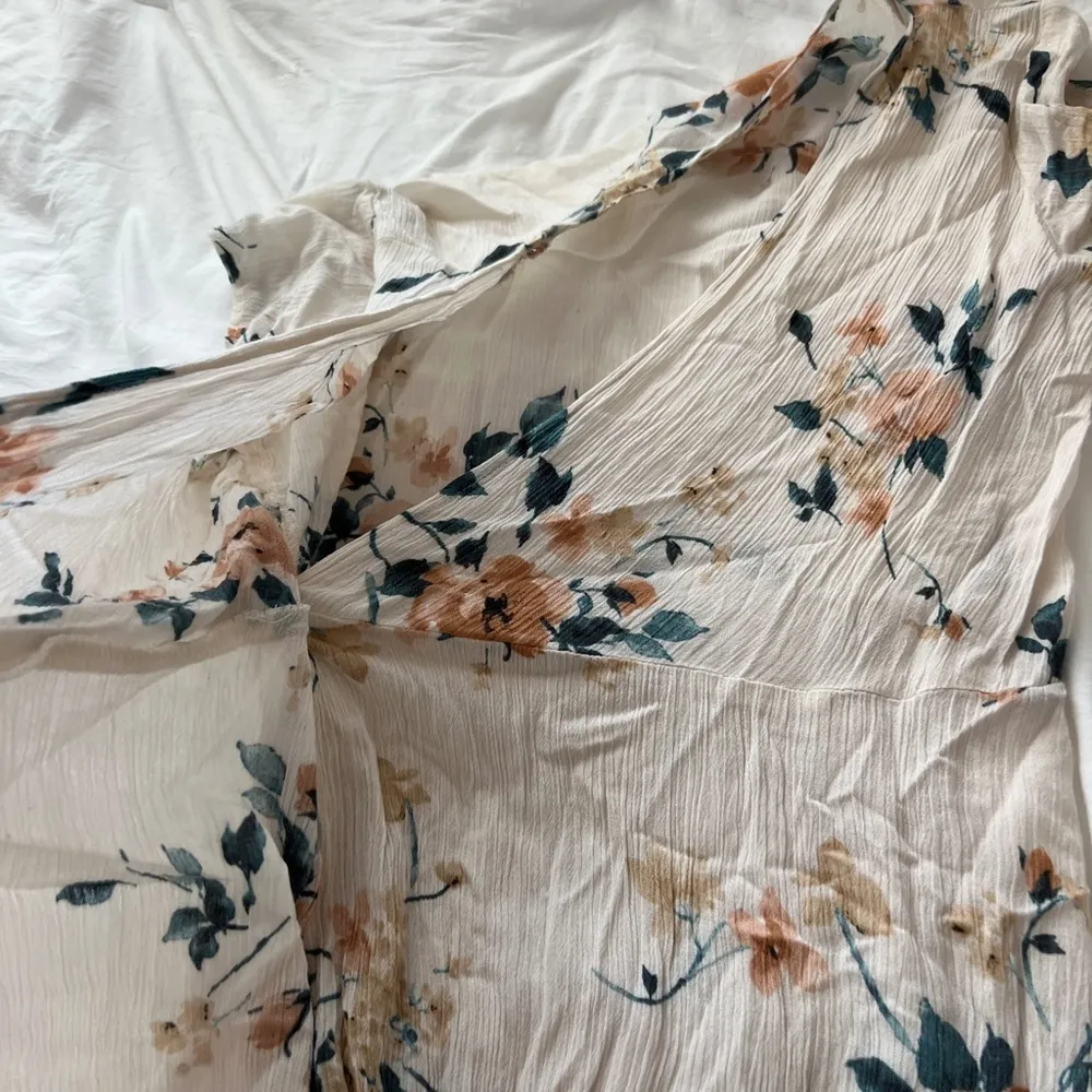 Wrap around dress - Image 3