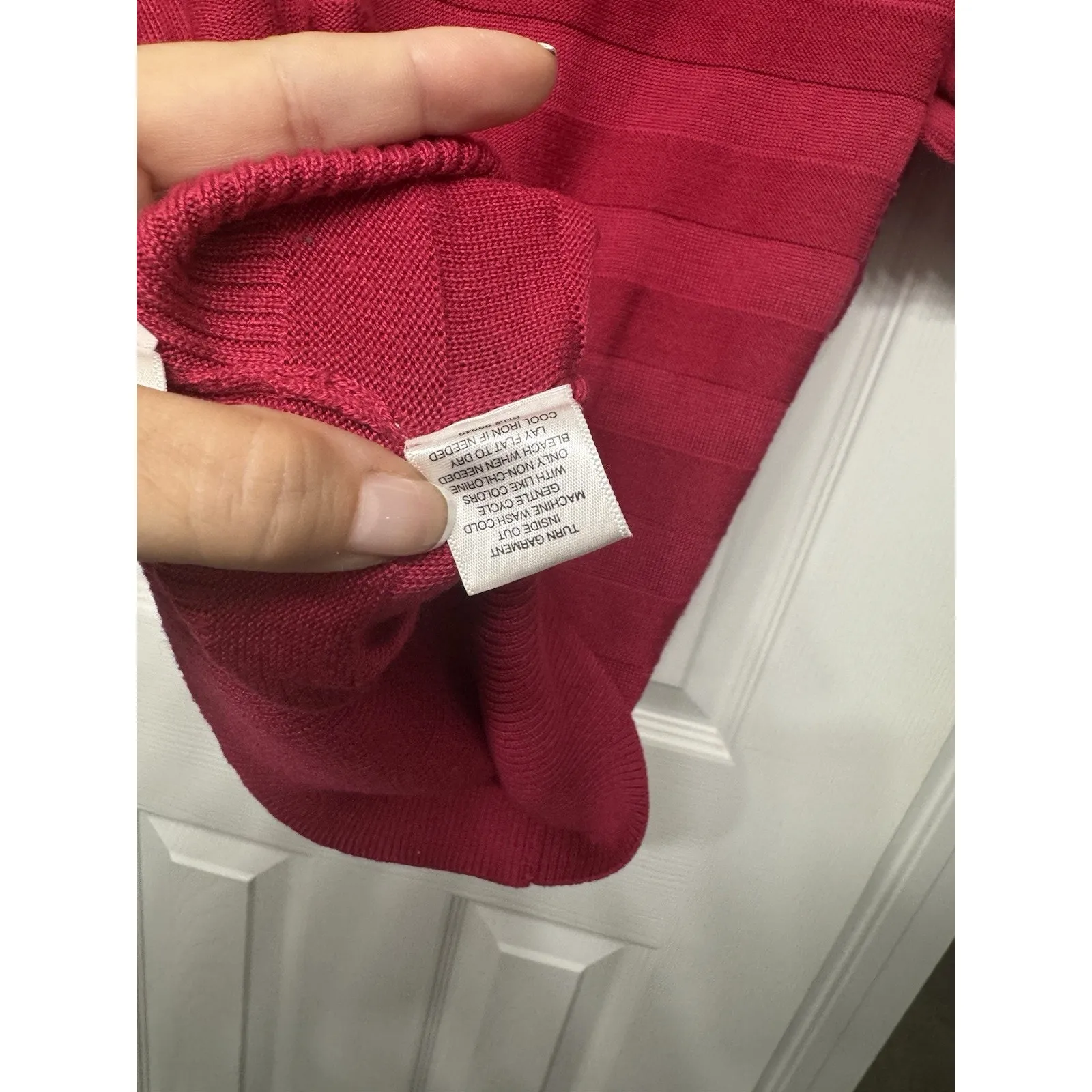 New York & Company Women’s Fuschia Cold - Image 7