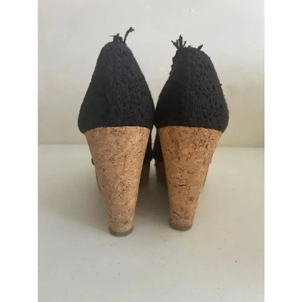 CLEARANCE Women's Nine West Black Crochet Wedge Cork‎ Heels Size 7.5M GUC - Image 7