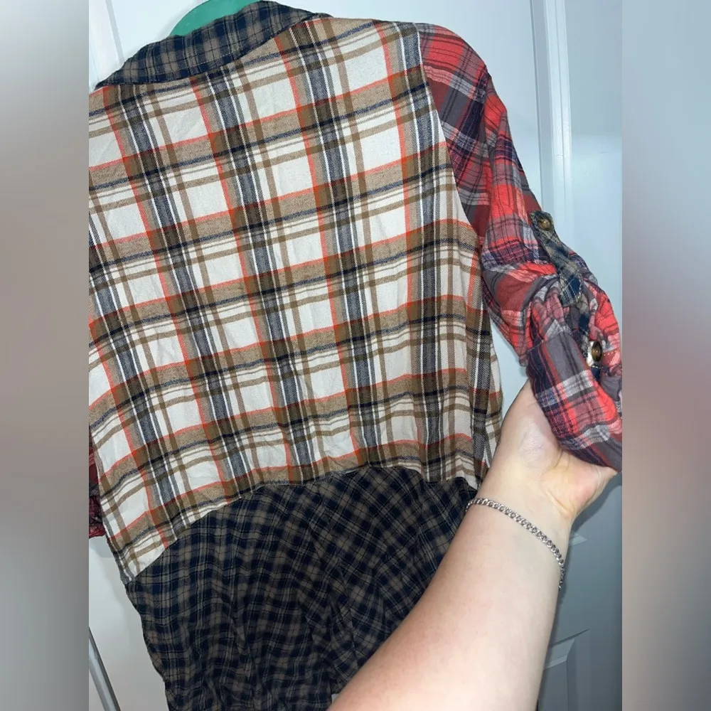 Ivy Jane Multi-Colored Patchy Plaid Flannel Button Up Flare Blouse Size Small - Image 8