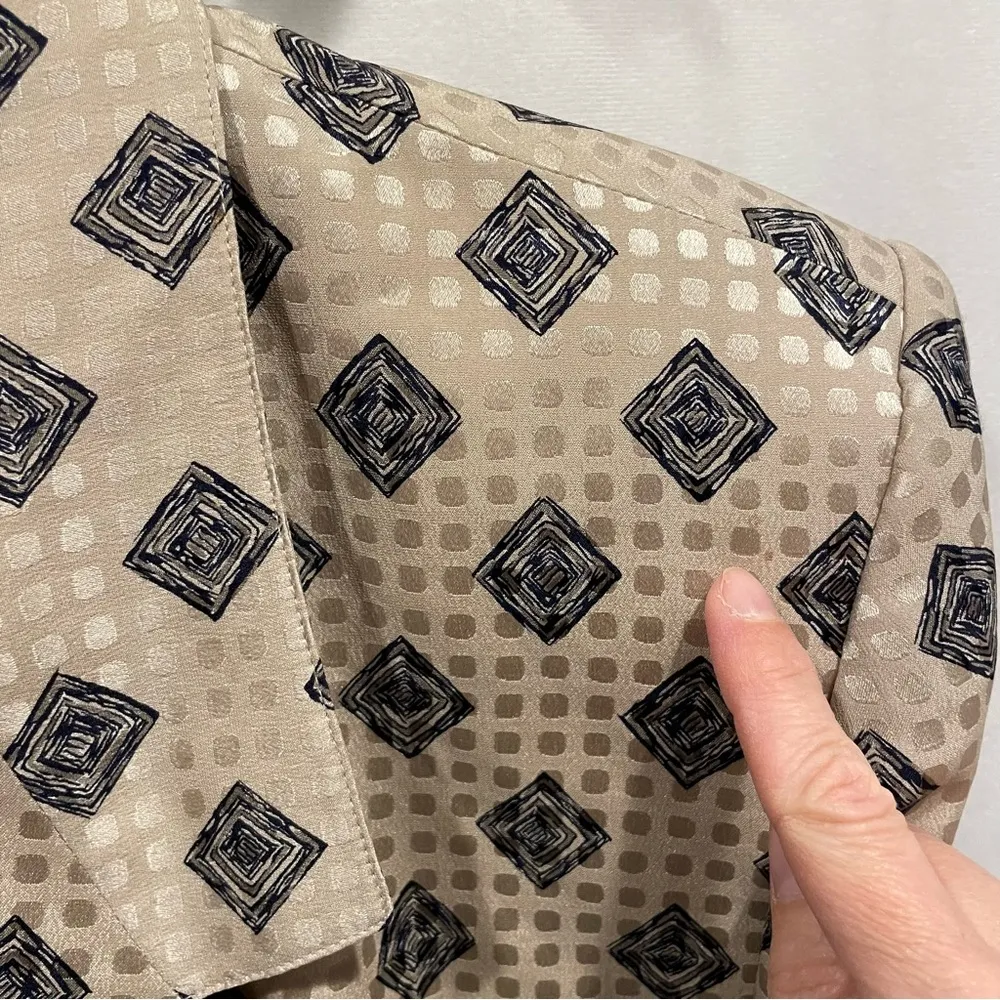 Vintage 80’s creamy tan silk geometric art deco blazer Anne Klein pockets - Image 6
