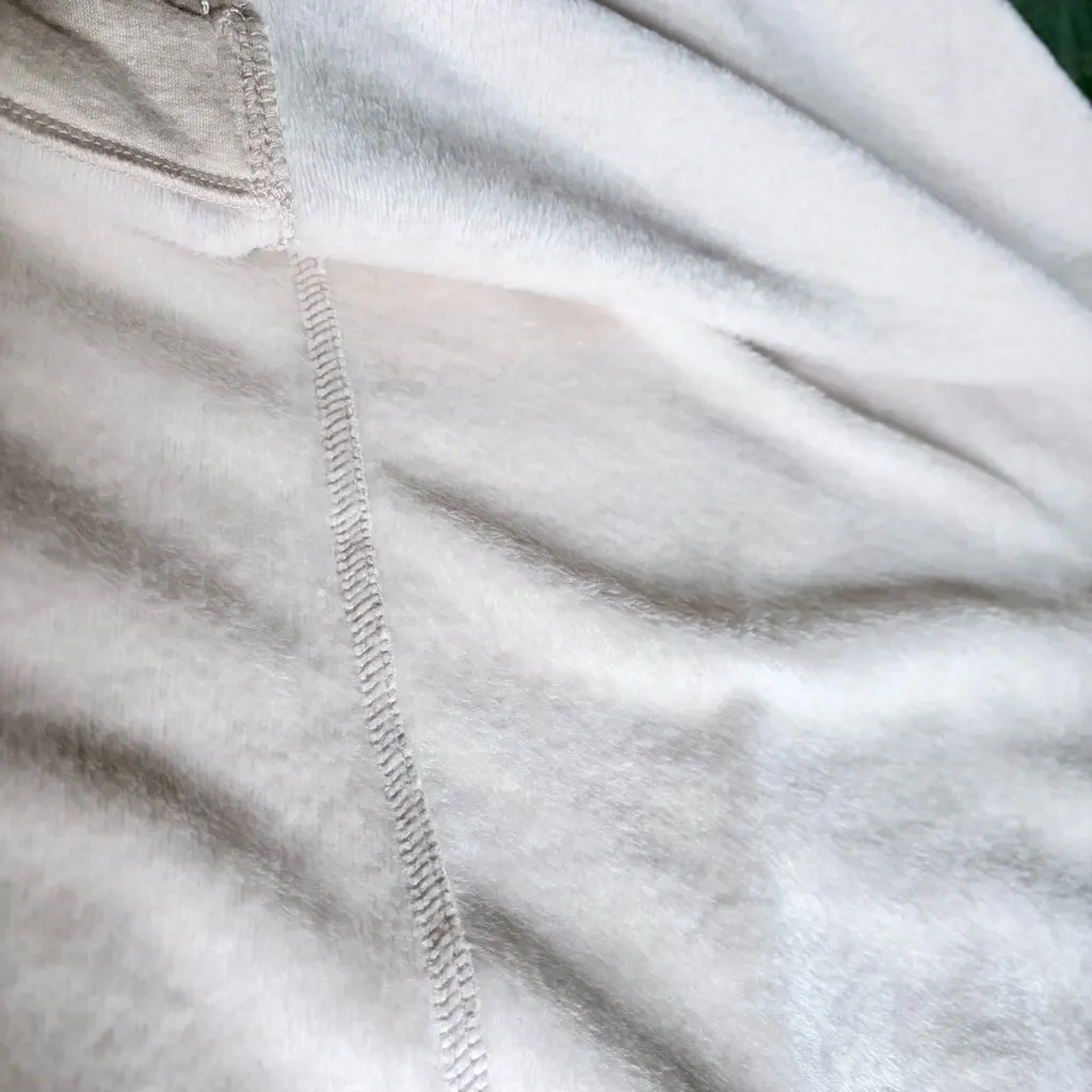 UGG  Women's Cream Pichot Poncho Sweater - Image 10