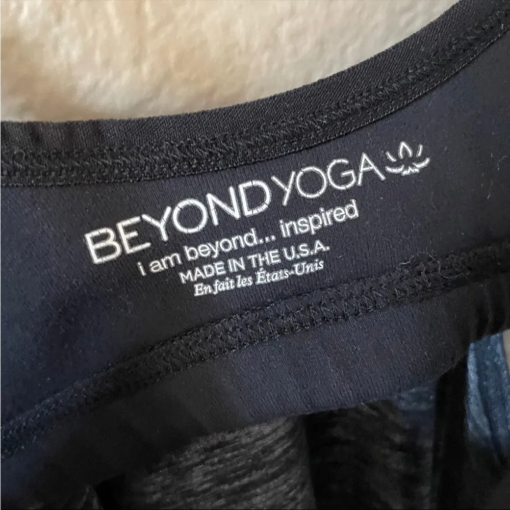 Beyond Yoga Twofer Tank Top w/built in bra - Image 21
