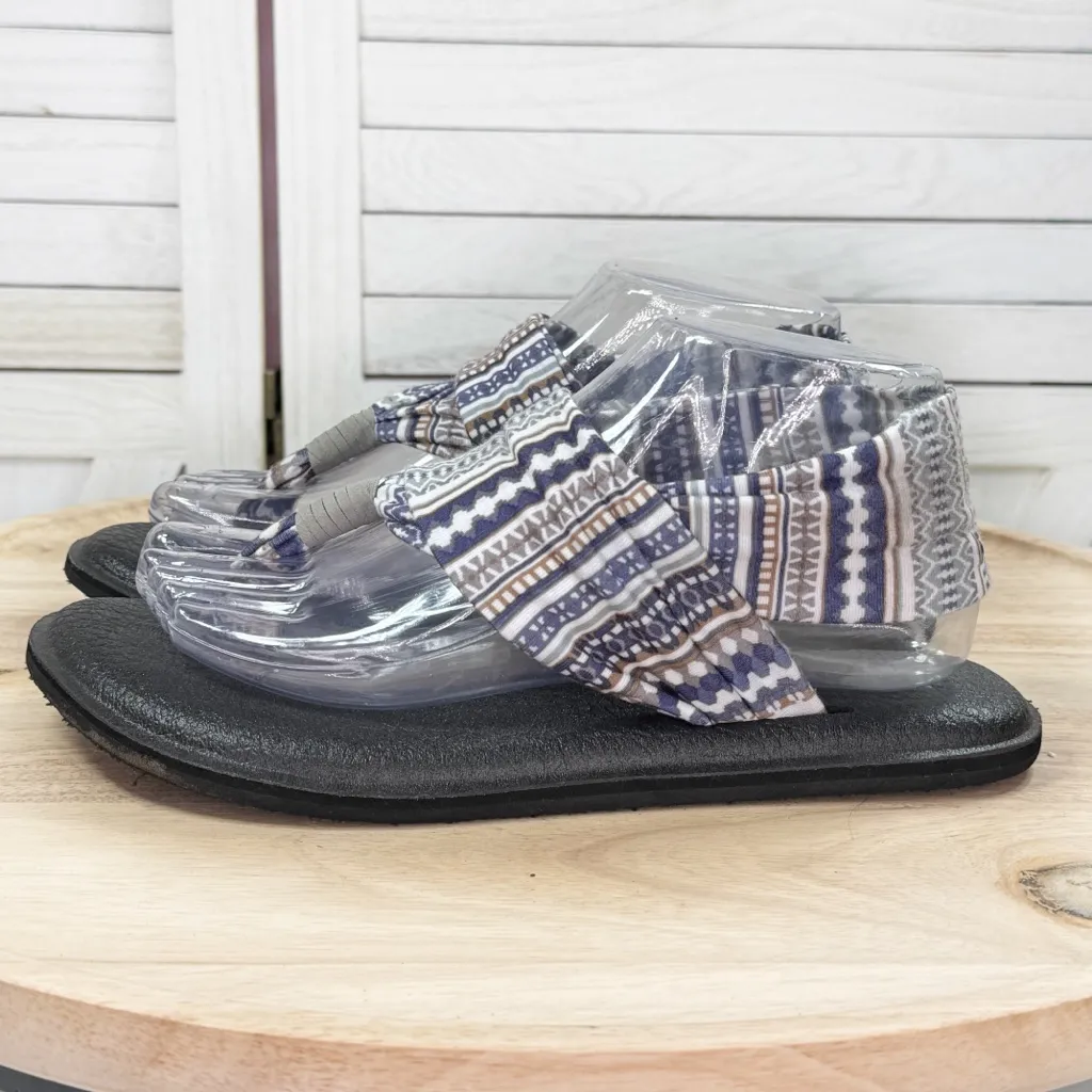 Sanuk Yoga Sling Fabric Straps Thong Sandals Blue Multi Batik Print Size 8 - Image 4