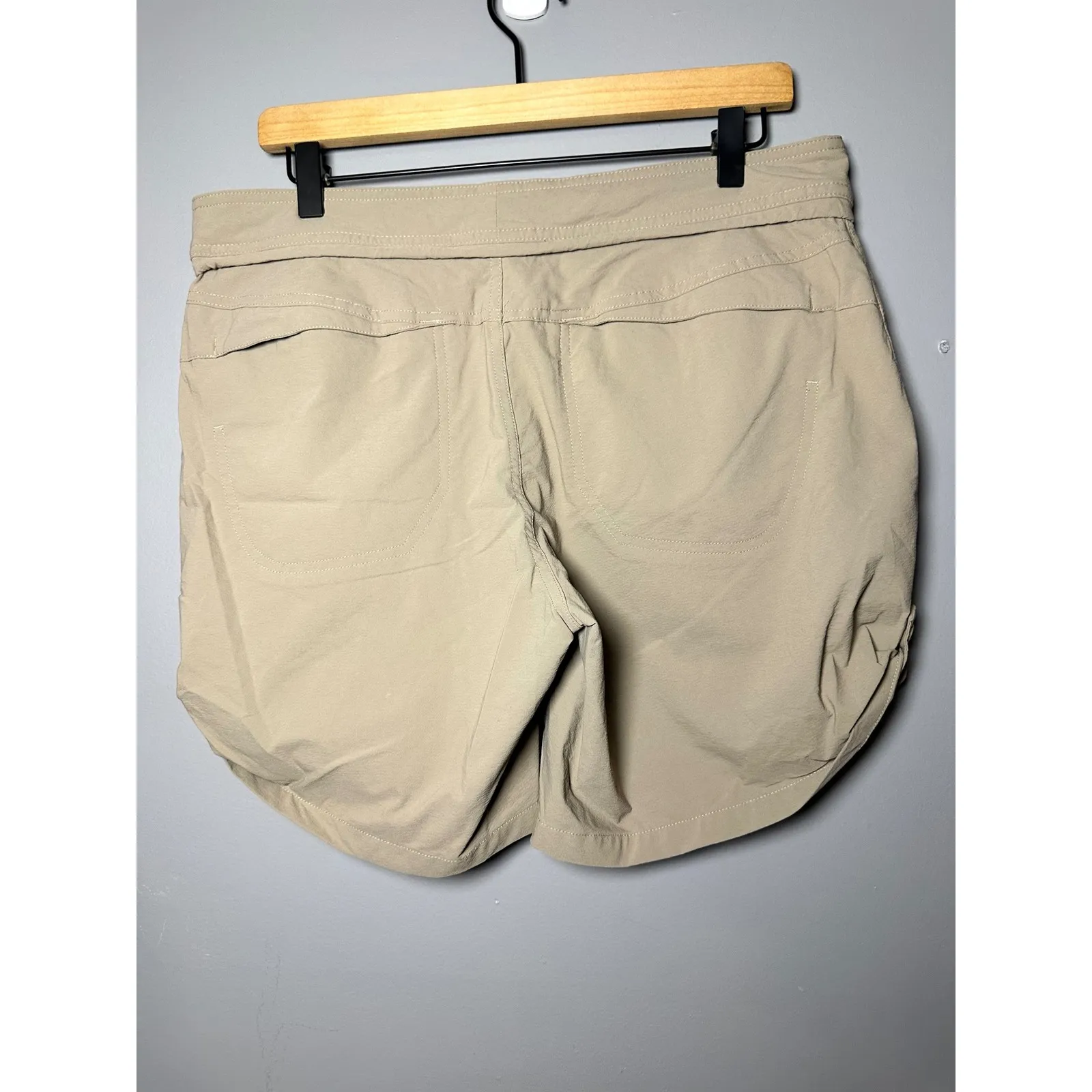 Mountain Hardwear Womens Shorts Size‎ 10 Beige Hiking Active Outdoor Drawstring - Image 5
