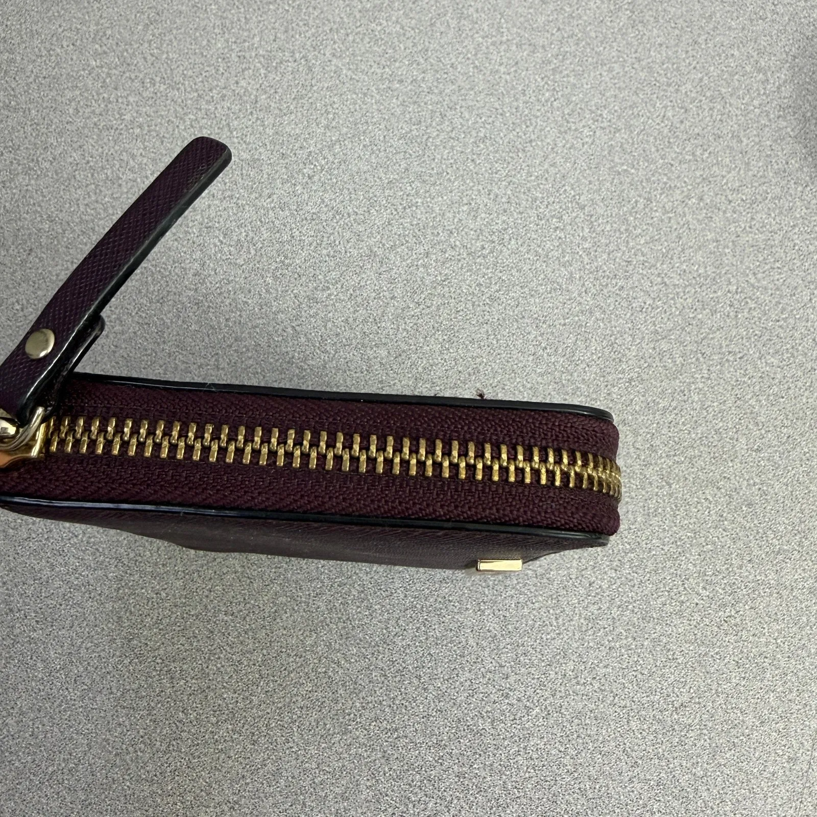 Kate Spade Laurel Way Saffiano Darci Zip Around Wallet Coin Logo Plaque Plum - Image 5