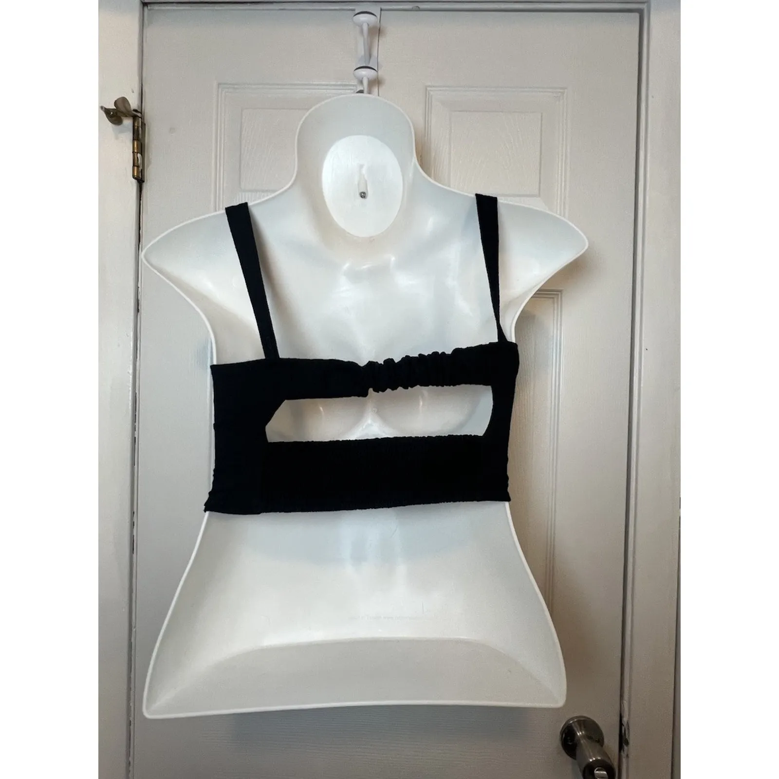 Black Size M Hollister Crop Top-Fast Shipping - Image 2