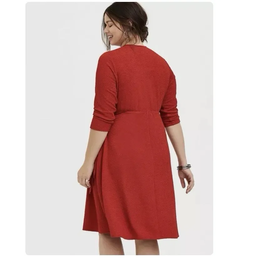 NWT Torrid‎ Red Orange Textured Knit Surplice Wrap Dress Size 2X - Image 3