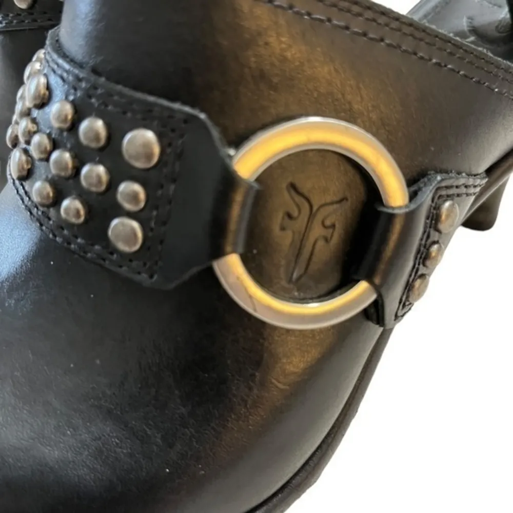 Frye  Black Shelby Ring & Studs‎ Clogs Mules 7.5M - Image 4