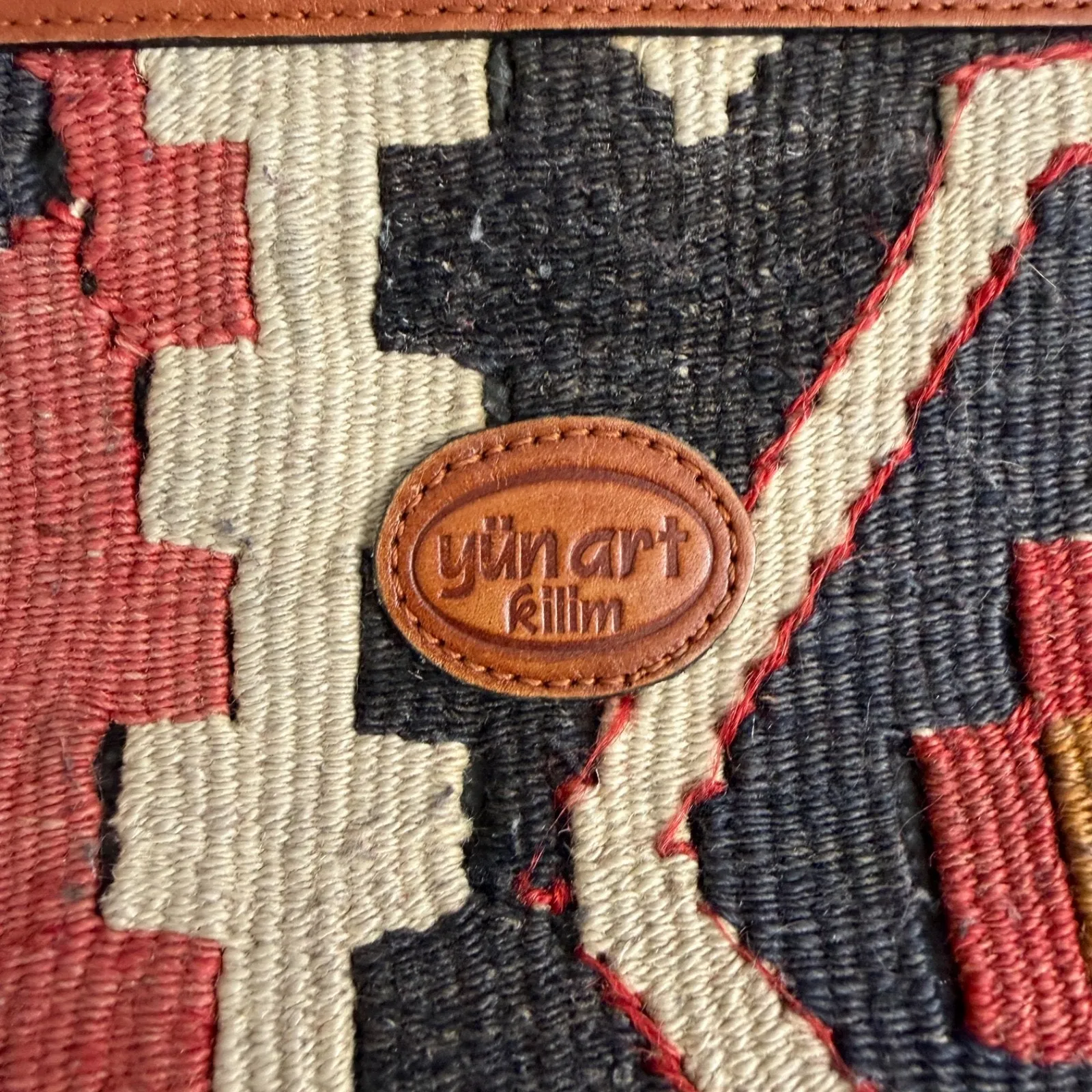 Vtg Yun Art Turkish Killim Purse Crossbody Shoulder Bag Carpet Wool Leather Zip Brown - Image 2