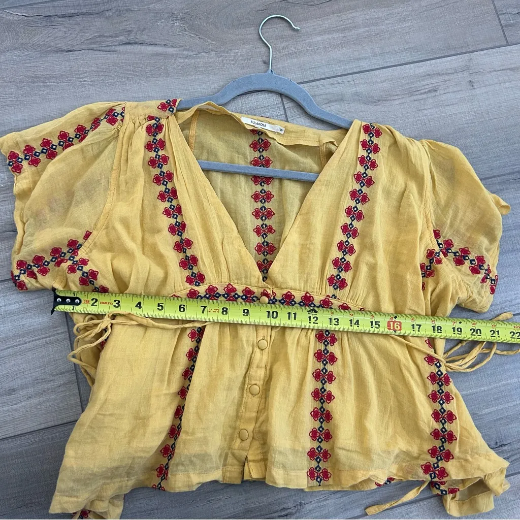 Tularosa Golden Sunshine Yellow Embroidered Short Sleeve V Neck Top XS - Image 10
