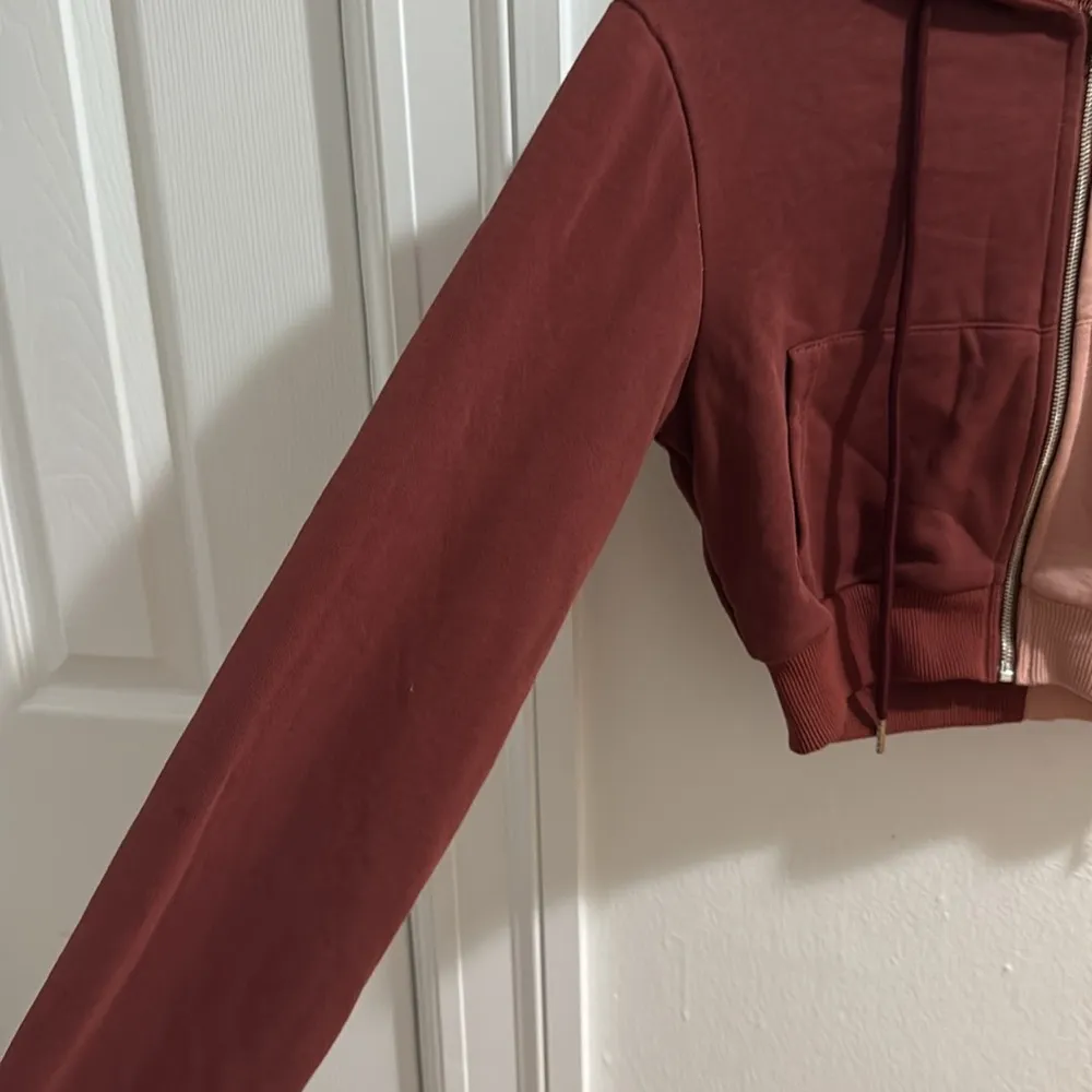 Superdown Cropped Cotton & Polyester Size XS Sweater - Image 4