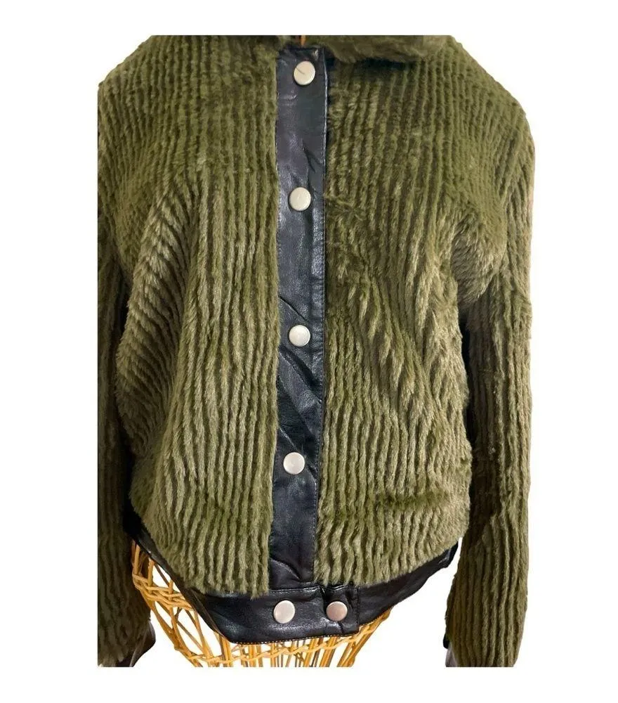 Goldie Faux Fur Bomber Jacket size M - Image 4