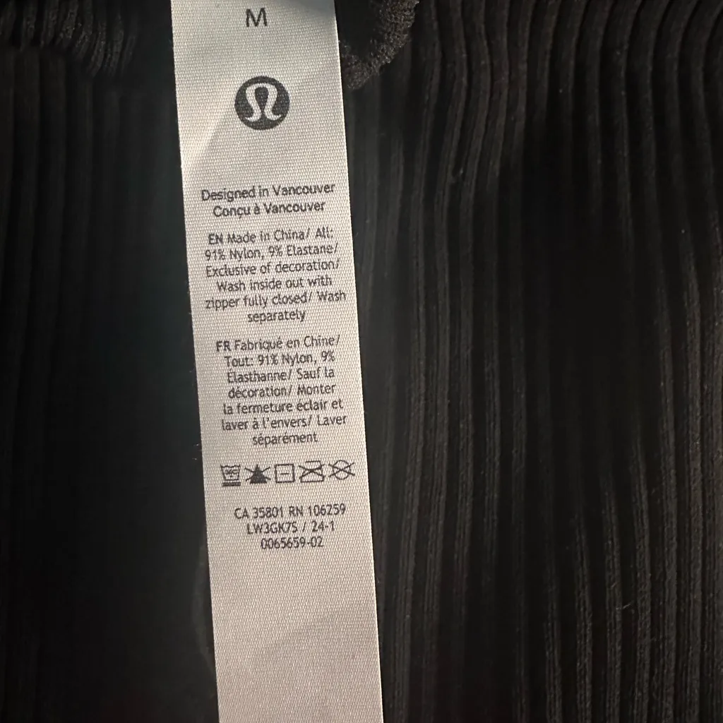 Lululemon Black Sleeveless Zip-Up Women's Top Open Back - Image 3