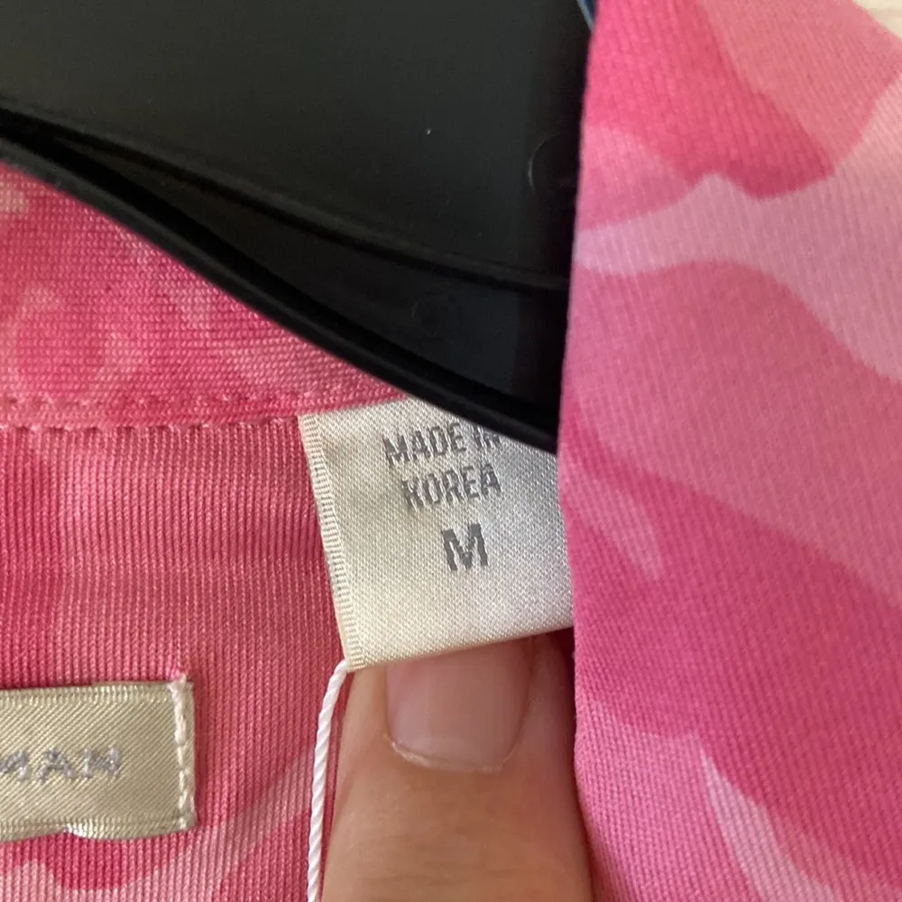 GREG NORMAN WOMEN PLAY DRY SHIRT SIZE M BRAND NEW LENGTH 24” BUST 36” - Image 3