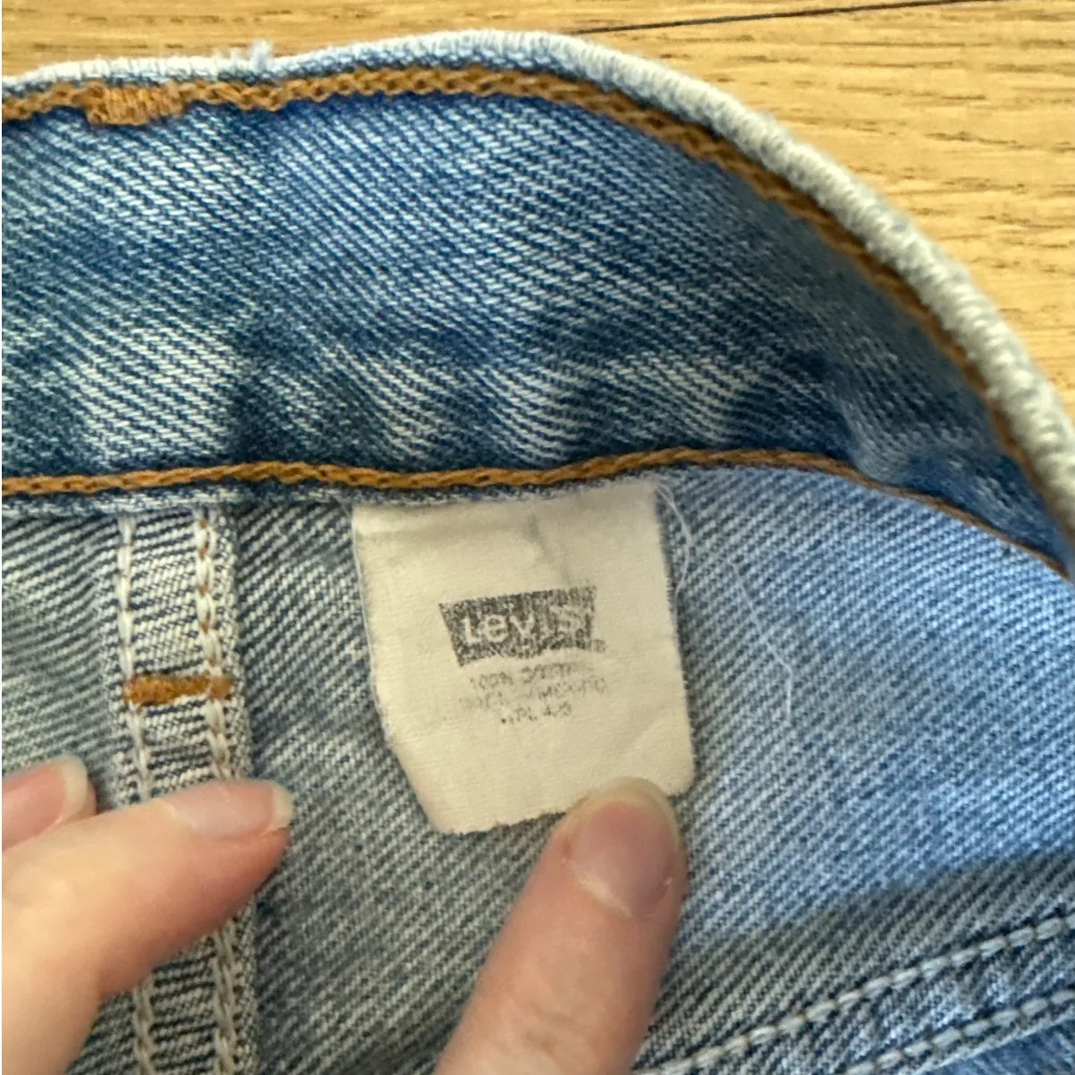 Levi's Jeans Distressed Ripped Size 36 Blue - Image 3