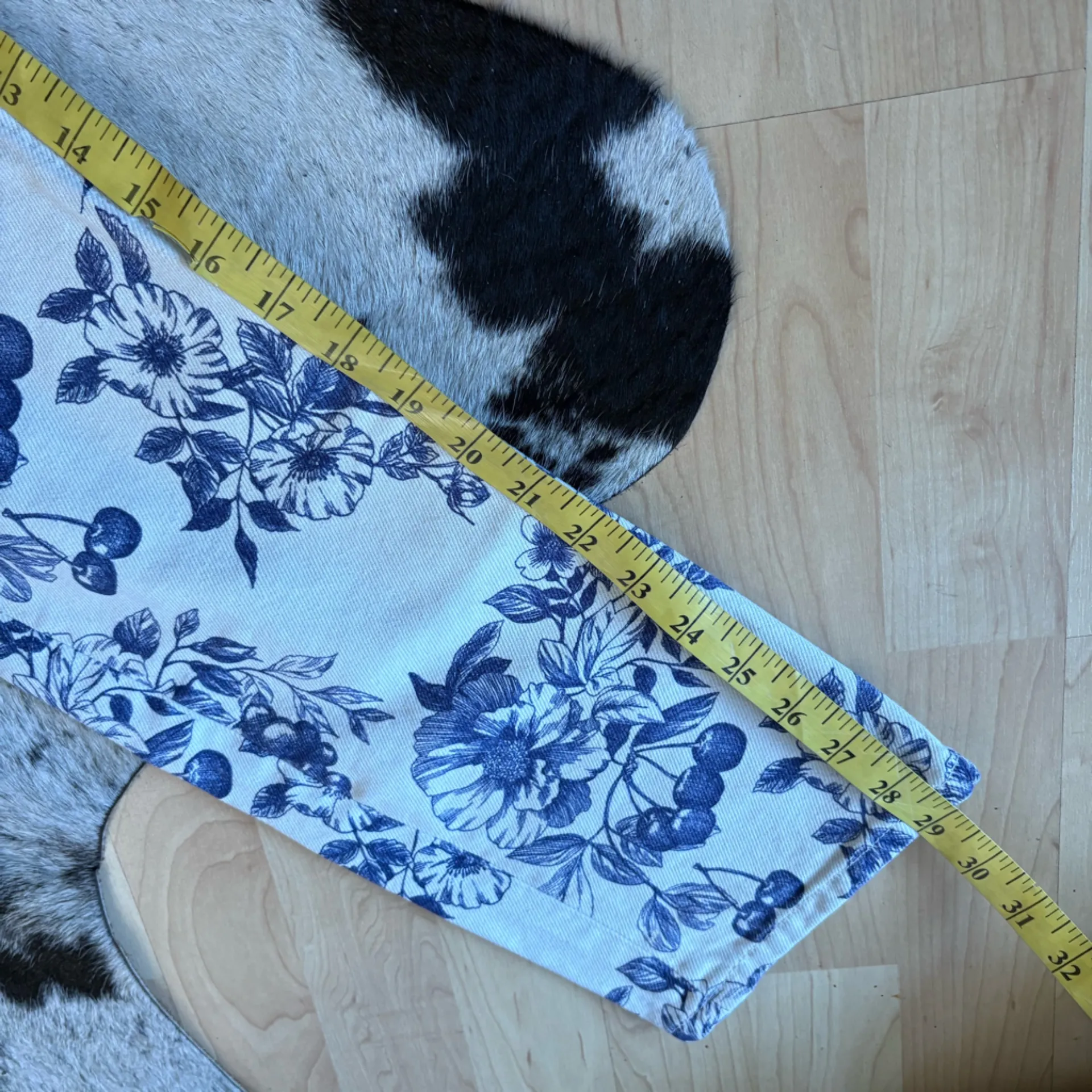 REFORMATION Cynthia Toile High Rise Jeans‎ In Monaco Size 25 - Image 9