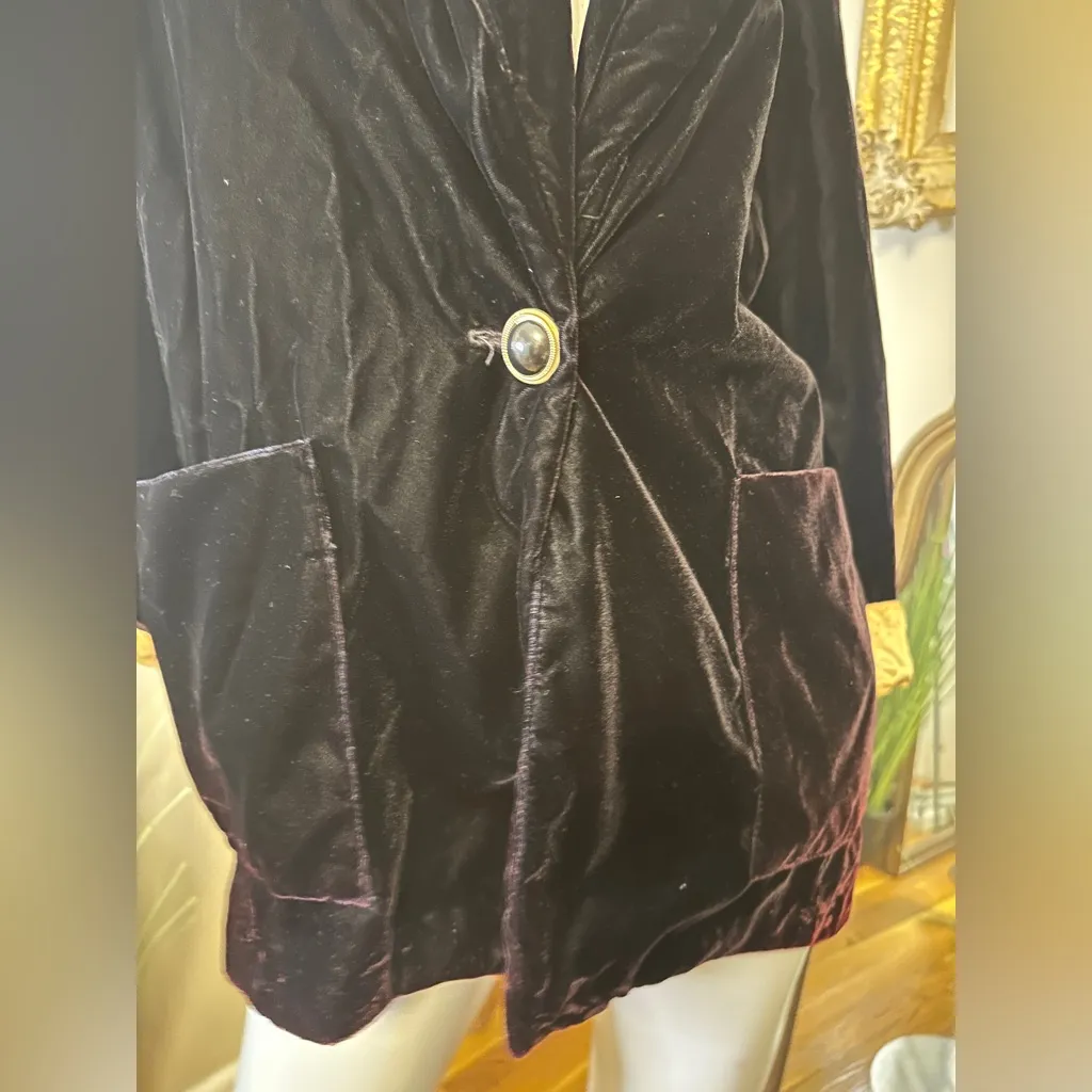 KENSINGTON SQUARE Vintage Burgundy/Black Velvet Blazer Gold Satin Cuffs Black Size undefined - Image 4