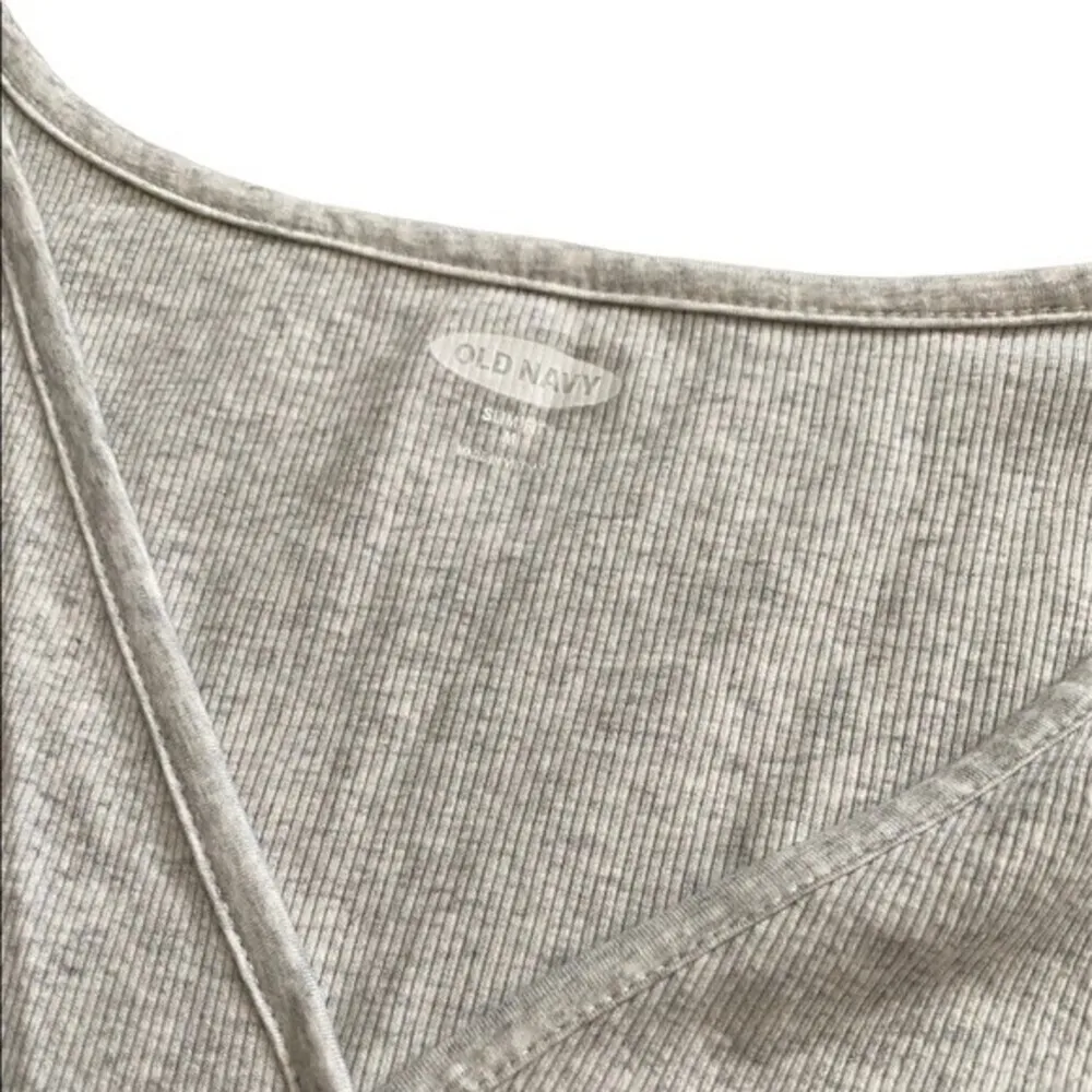 Old navy Women's Medium Shirt Lot Henley‎ Casual Black Gray - Image 3