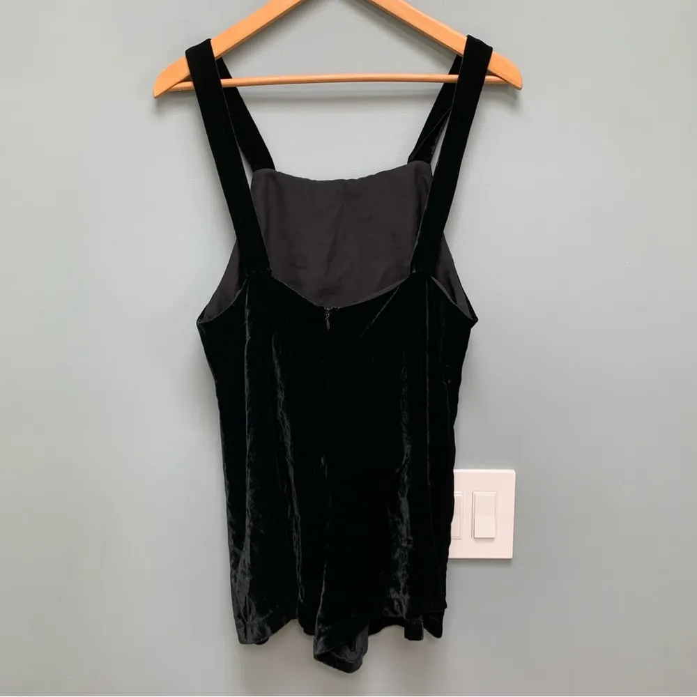 Reformation Velvet Romper in Black M - Image 6