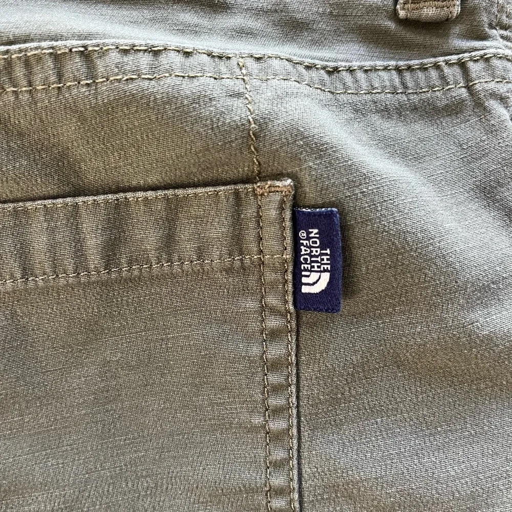 Green The Noeth Face Day hike shorts - Image 8