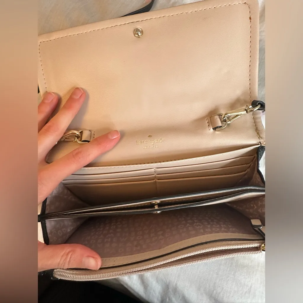 Kate spade Black crossbody bag with pink trim - Image 2