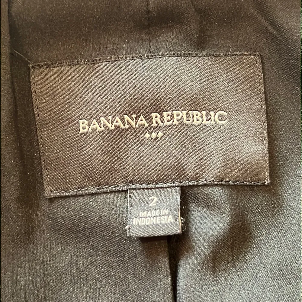 Banana Republic  Two-Button Blazer - Image 2