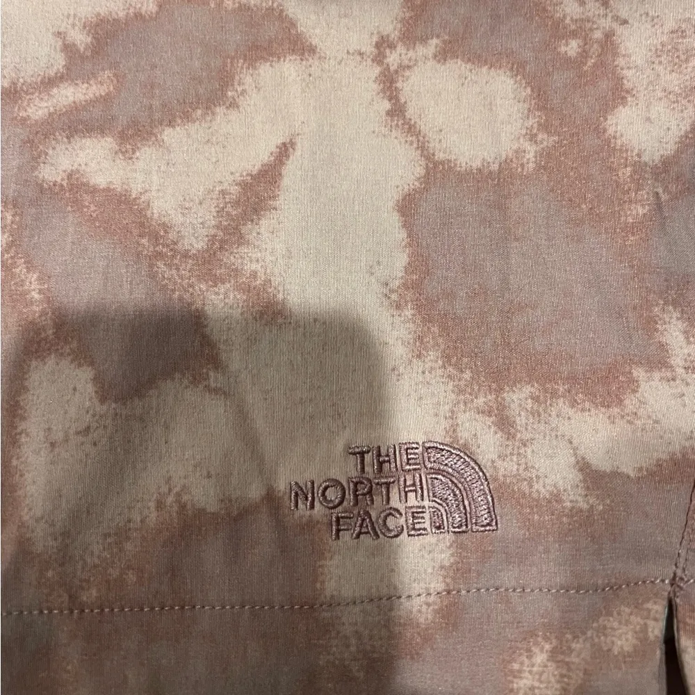 The North Face  shorts size large athletic quick dry shorts - Image 5