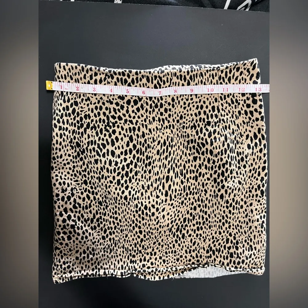BRANDY MELVILLE Leopard Print Mini Skirt Y2K  Women’s Sz 2 EUC - Image 6