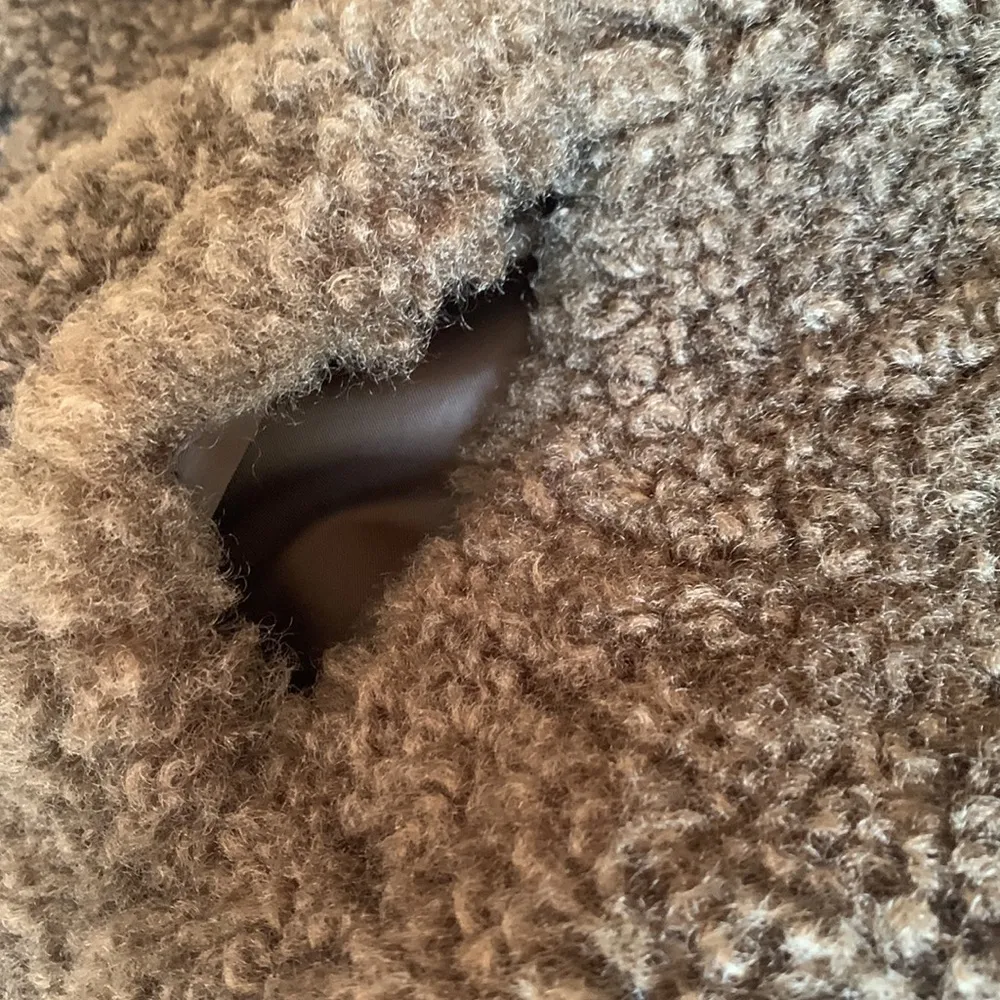 Women’s rag & bone Hesper Cropped Faux Fur Jacket Size Medium - Image 8