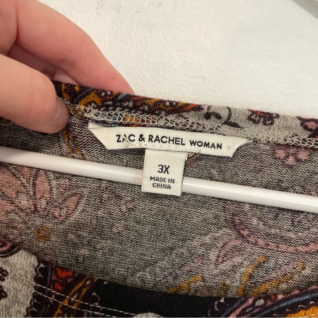 NEW NWT ZAC RACHEL Plus Size Gray Black Purple Paisley 3/4 Sleeve Boho Tunic Top - Image 4