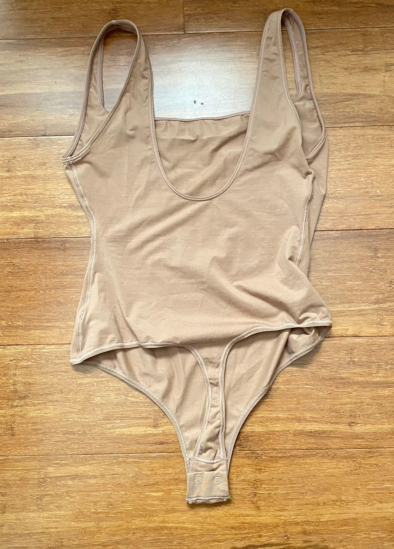 SKIMS Bodysuit - Image 5