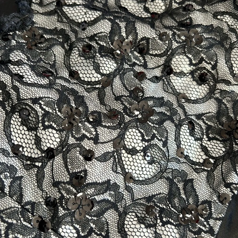 Betsey Johnson Cocktail Dress - Image 8