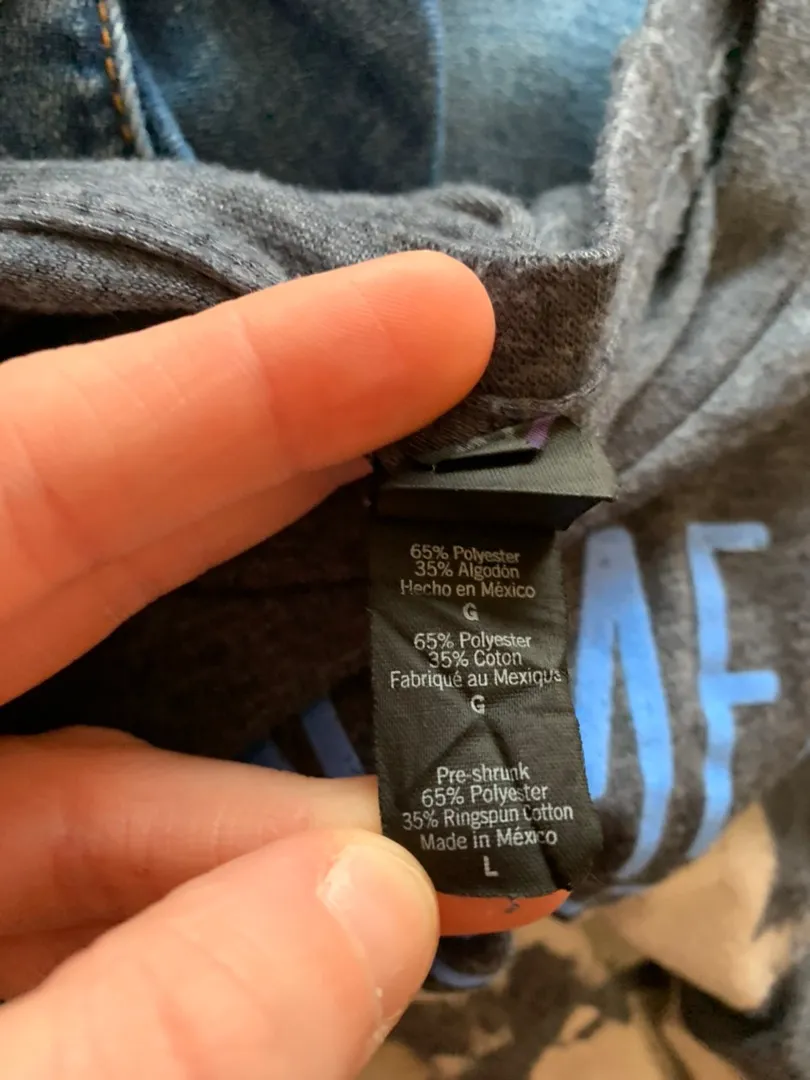 Shawn Mendes Concert Shirt - Image 4