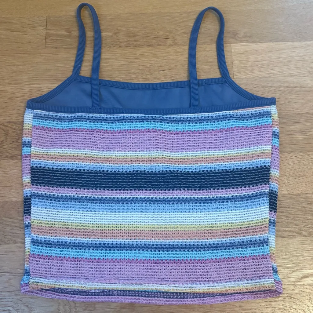 Grey Bandit Hang Loose Tank Rainbow Striped Size Medium - Image 5