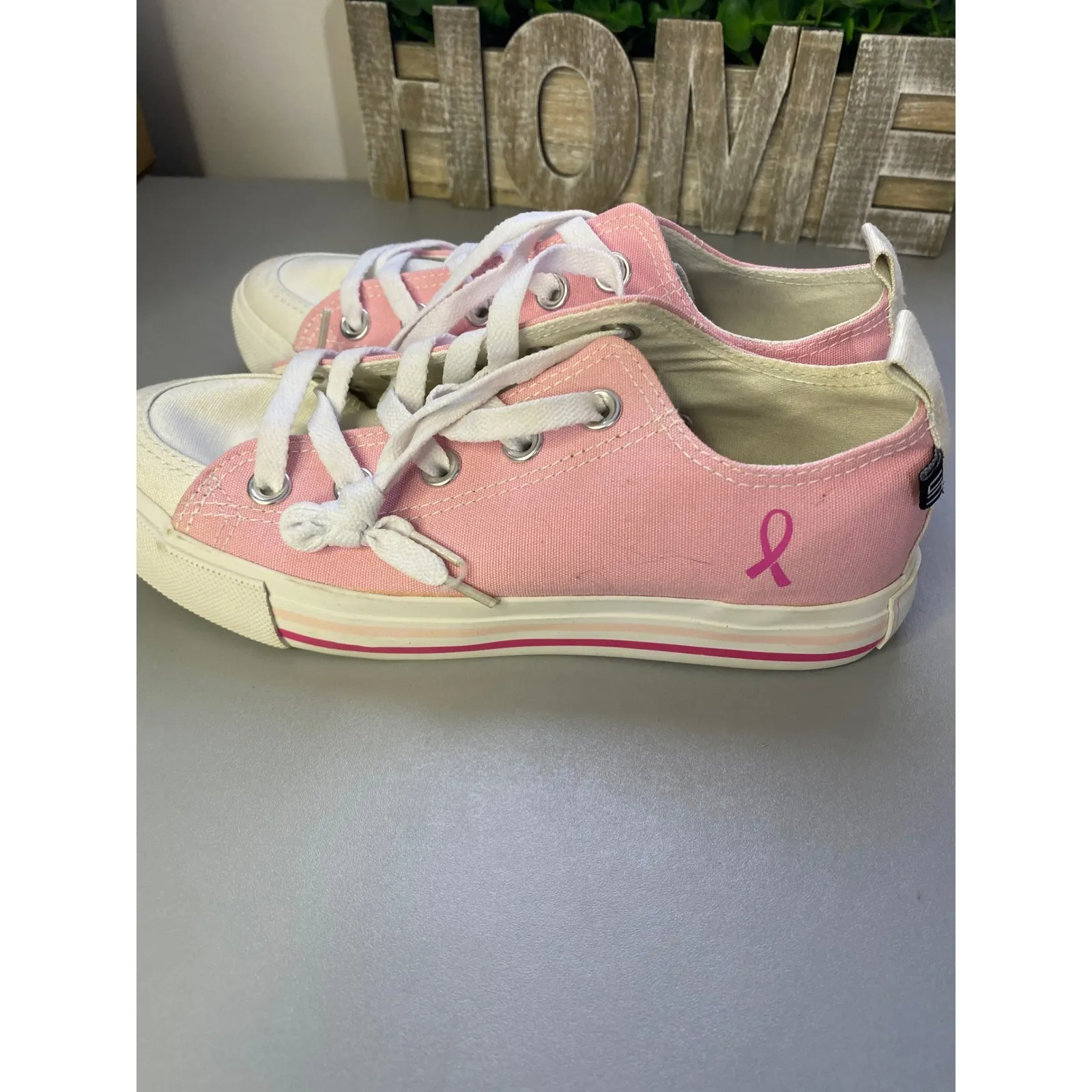 Pink Canvas Lace Up Sneakers with Hope Heart Logo Women's Size 5M - Image 2