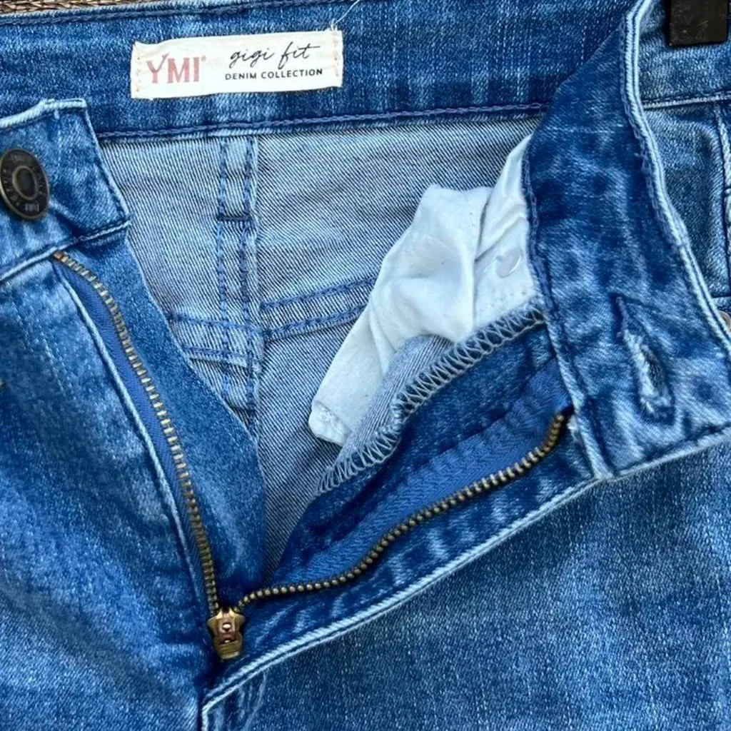 YMI Gigi High Rise Flare Distressed Raw Hem Dark Wash Jeans Women’s Sz 3/26 - Image 8